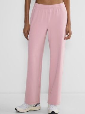 Aritzia Butter Wide Leg Recovery Pant